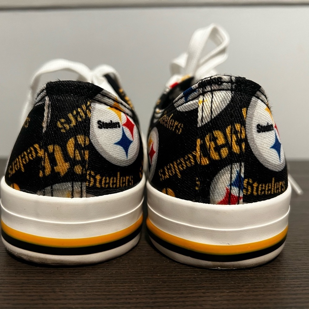 Steelers shoes Black and White Logo Sneakers - Picture 5 of 6